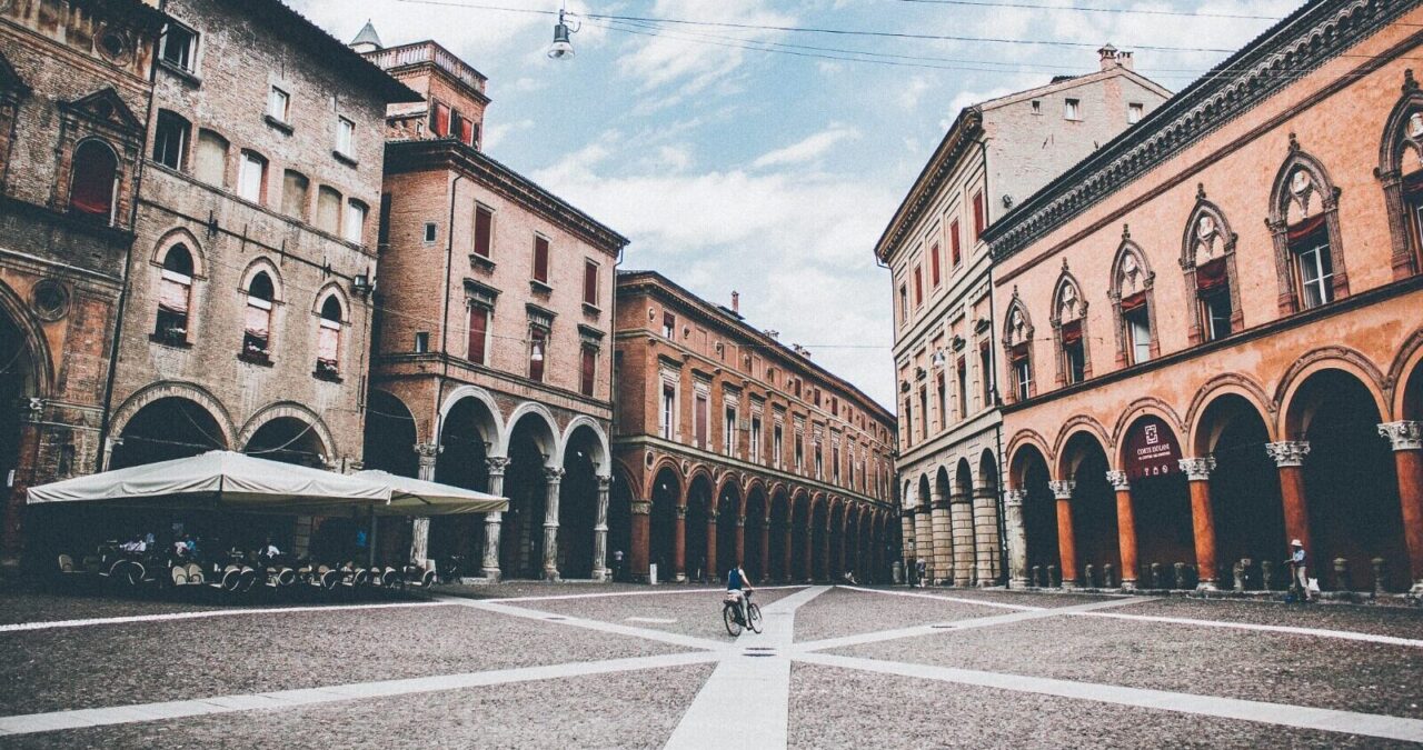 Piazza Santo Stefano a Bologna